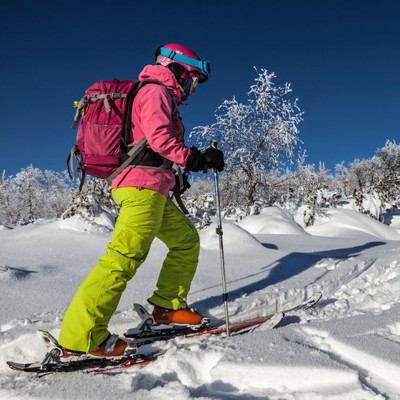 Transport taxi gares stations de ski et aéroports